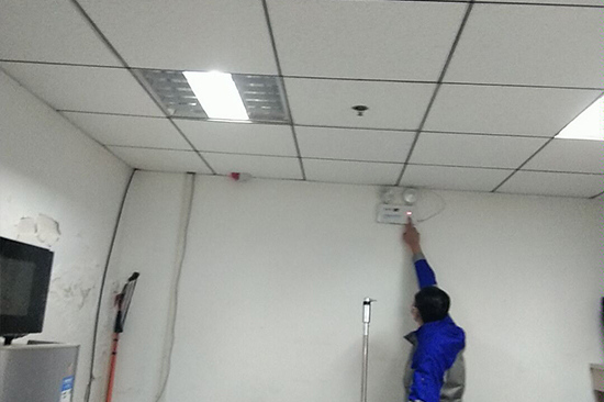 УwӖ(xn)C(j)(gu)늙z